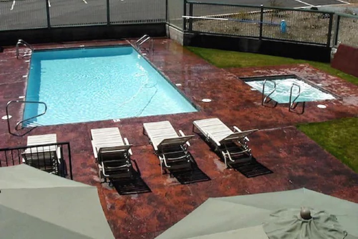 Pool 8 of 38