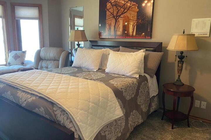 Rolling Hills Country Resort Bed and Breakfast