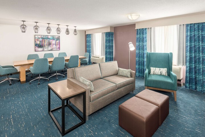 Hilton Garden Inn Lafayette / Cajundome