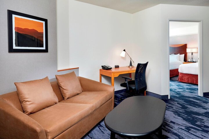 Room 25 of 36