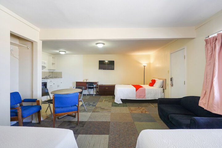 Room 21 of 30
