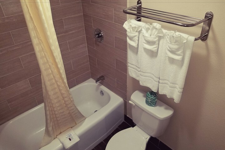Room 47 of 48