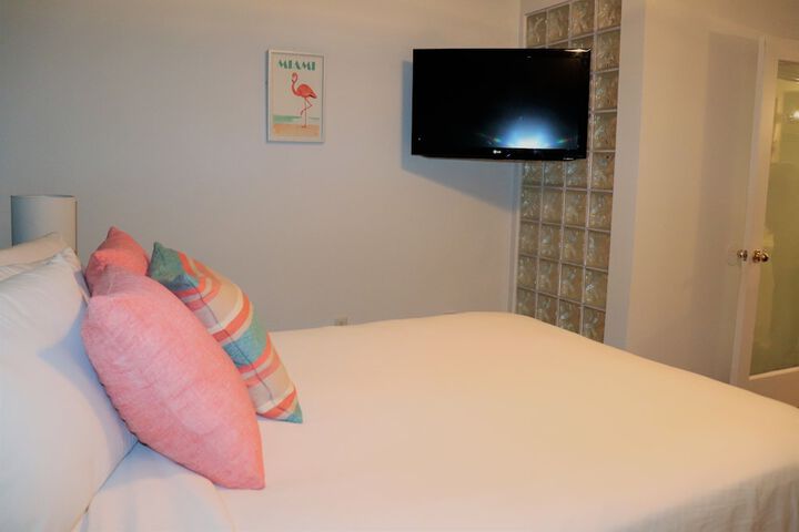 Room 19 of 32