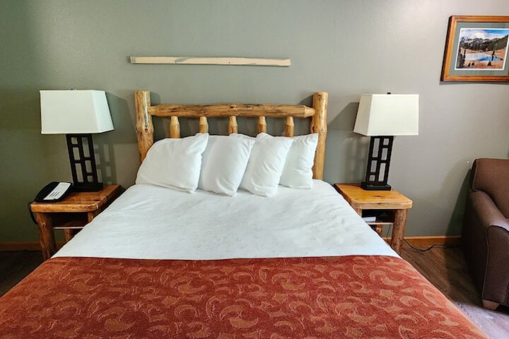 Room 28 of 58