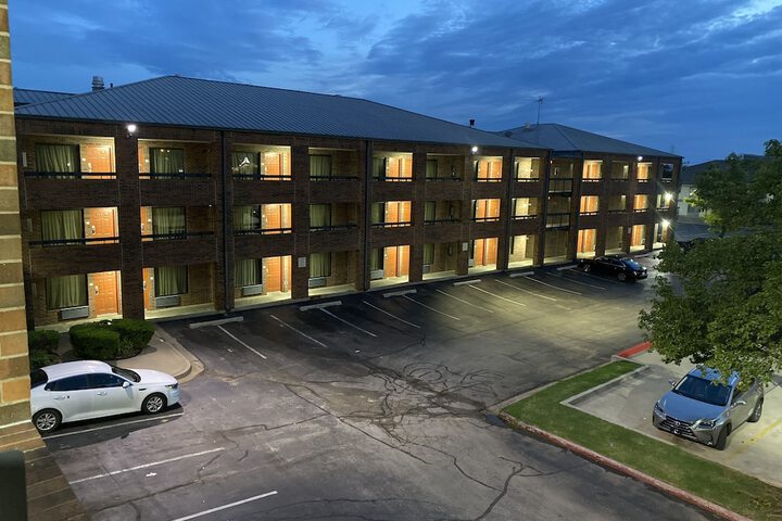 Hotel 5 of 31