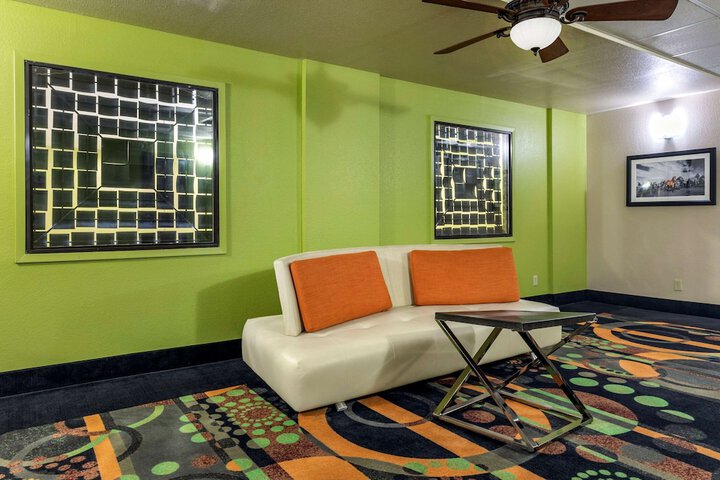 Hotel Interior 5 of 43