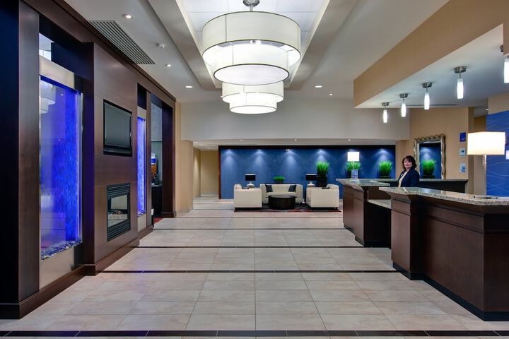 Hotel 4 of 65