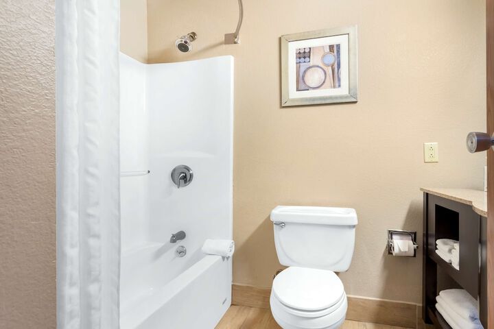 Room 14 of 22