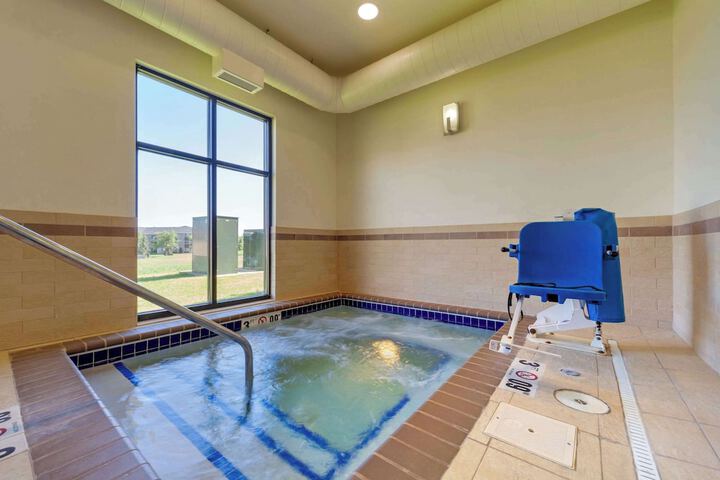 Pool 17 of 65