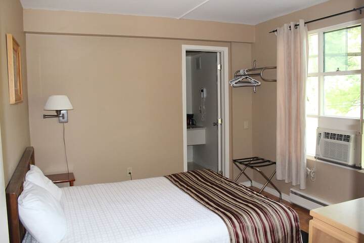 Room 75 of 116