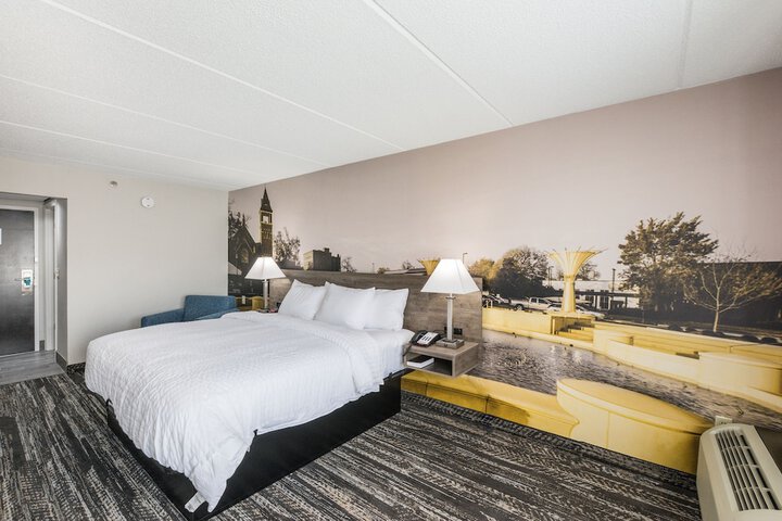Room 16 of 29