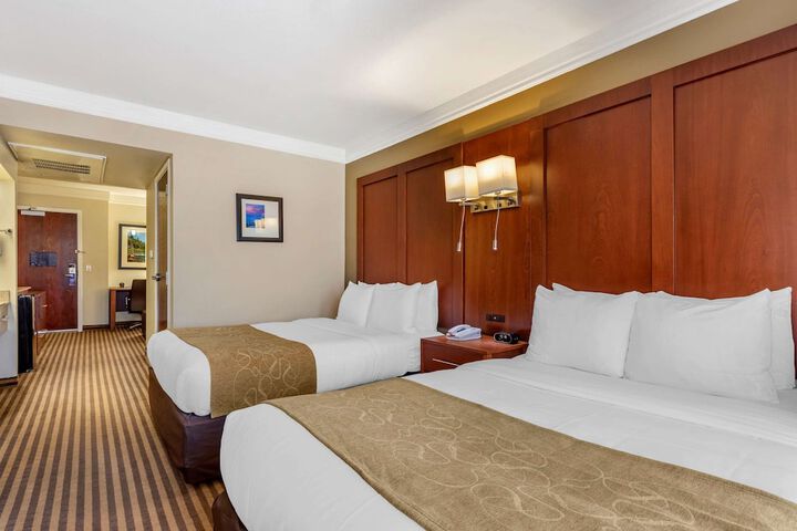 Room 17 of 30