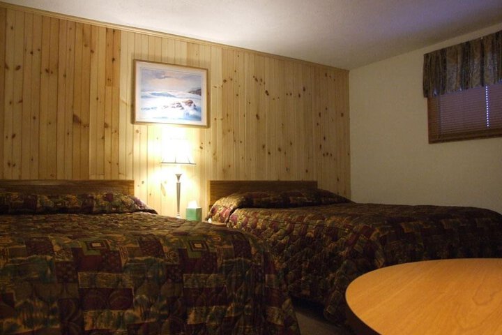 Dreamland Motel
