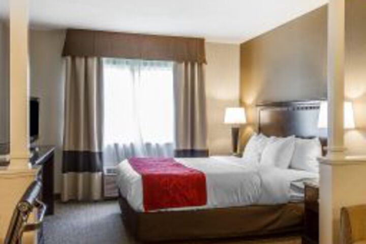 Comfort Suites