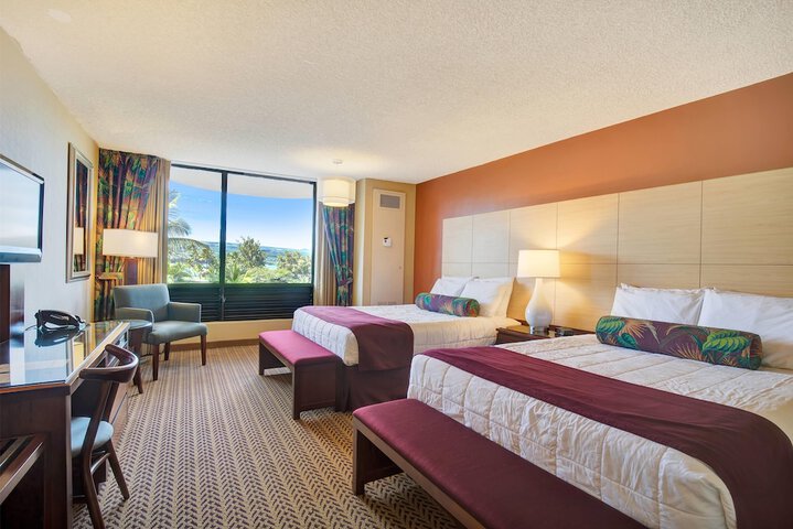 Hilo Hawaiian Hotel Trademark Collection by Wyndham