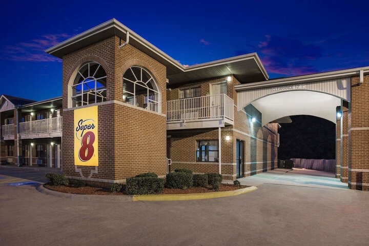 Hotel 2 of 14