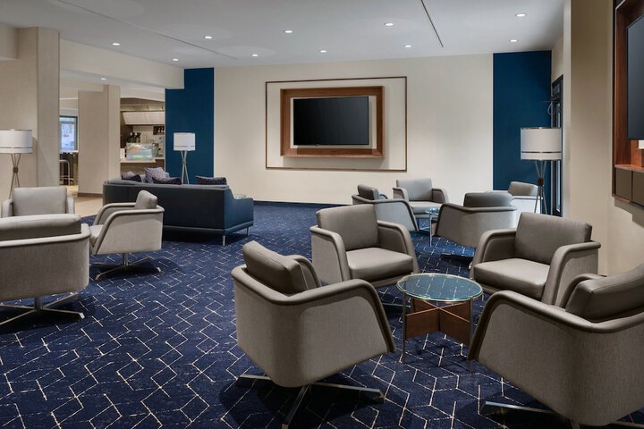 Courtyard by Marriott New Orleans Metairie