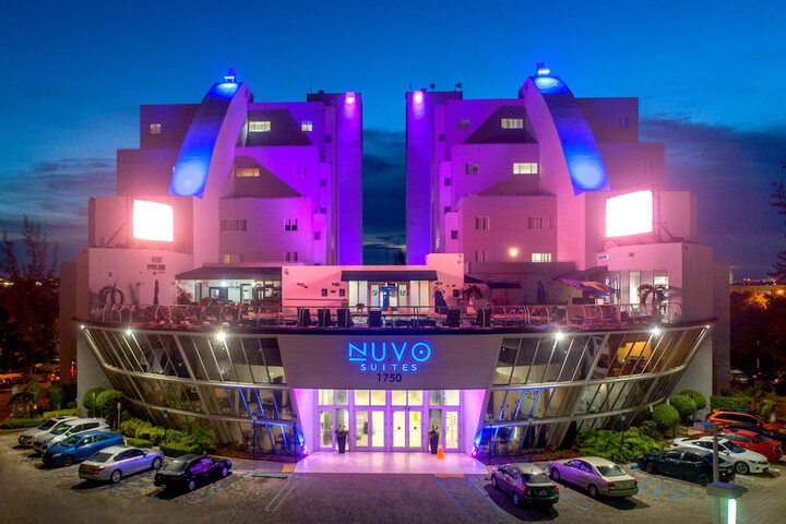 Hotel 2 of 89