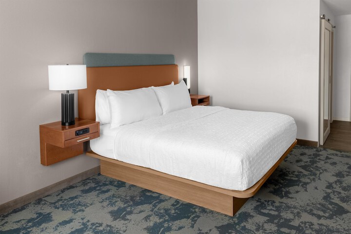 Hampton Inn Kansas City / Shawnee Mission