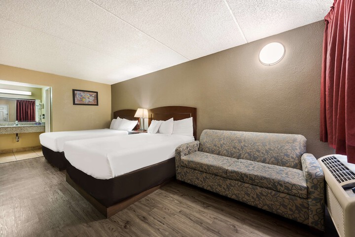 Room 20 of 49
