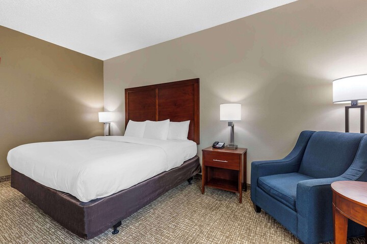 Room 28 of 48