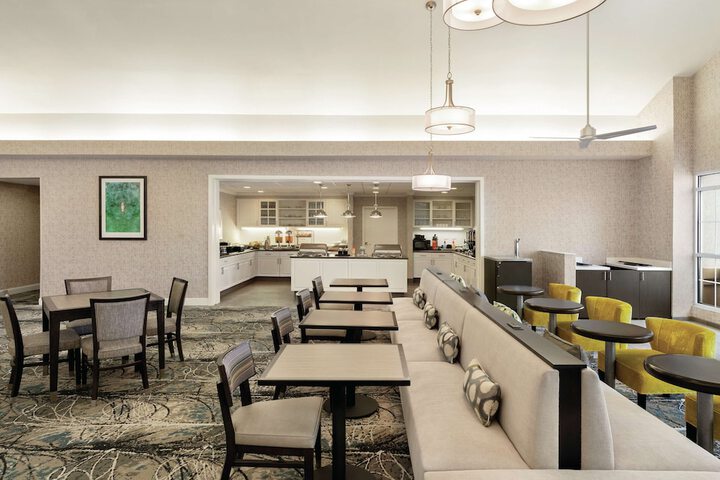 Hotel Interior 10 of 43