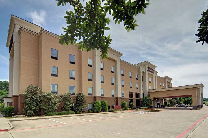Hampton Inn & Suites Longview North