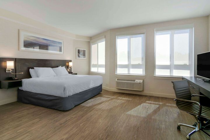 Room 35 of 56