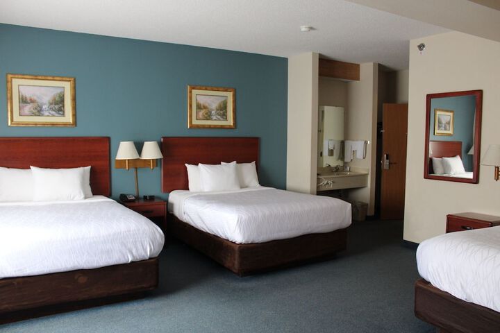 Room 30 of 64
