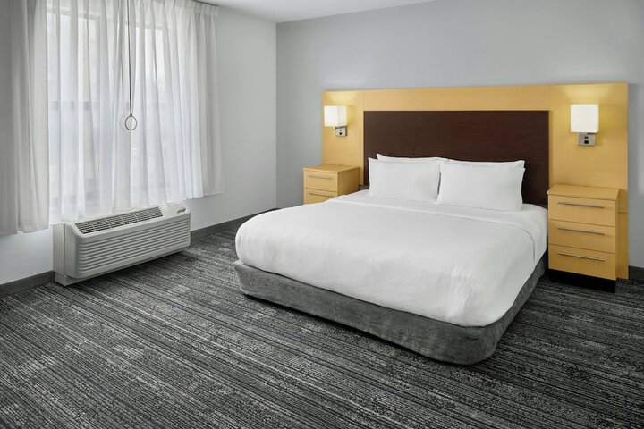 TownePlace Suites Lawrence Downtown
