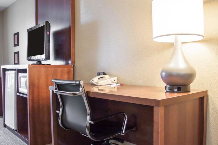 Room 30 of 50
