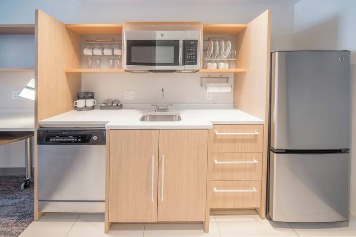 Home2 Suites by Hilton Saratoga / Malta