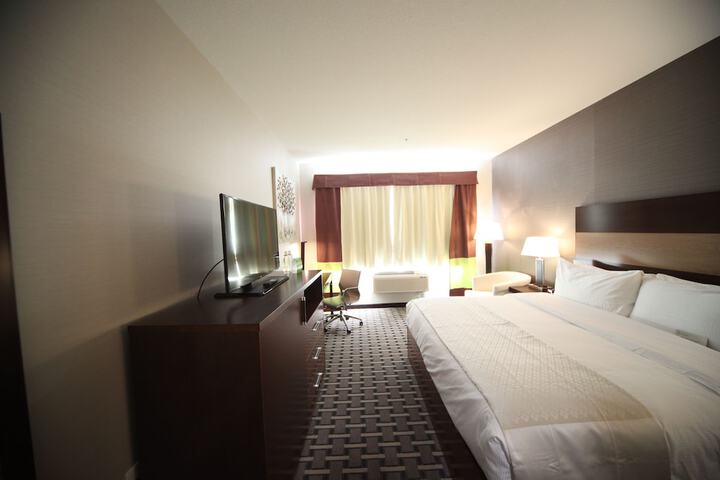 Room 14 of 53