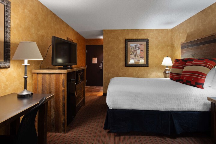 Room 14 of 43