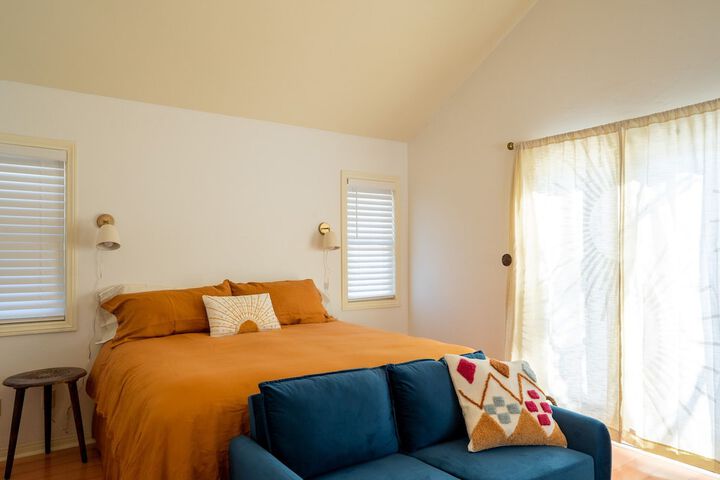 Room 48 of 71