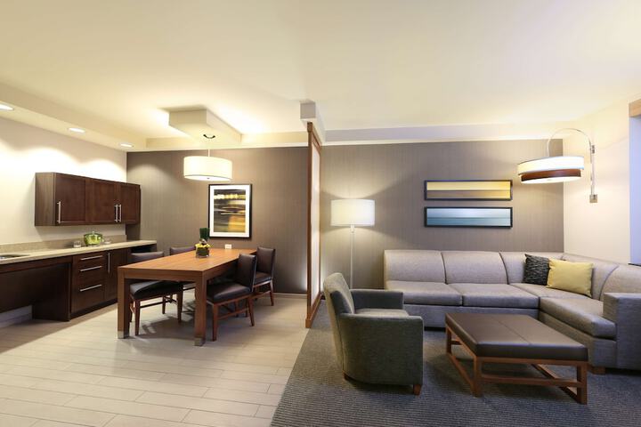 Room 18 of 29