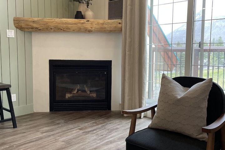 Waterton Glacier Suites