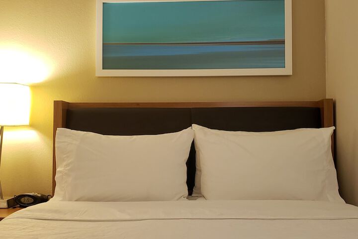 Room 28 of 56
