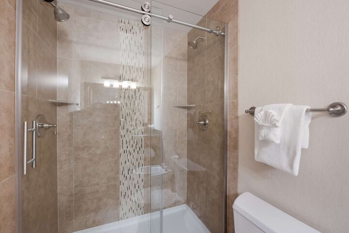 Best Western Plus Kentwood Lodge