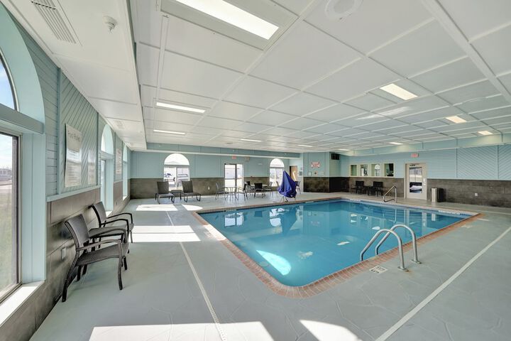 Pool 28 of 163