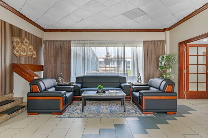 Quality Inn & Suites Kansas City - Independence I-70 East