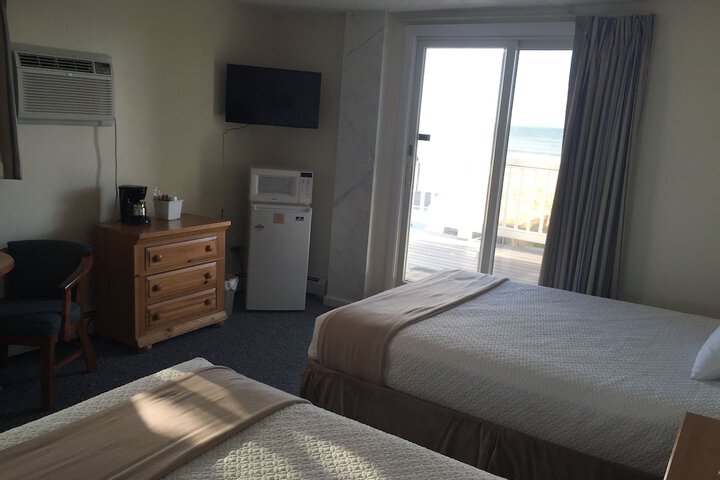 Sea Cliff House Motel