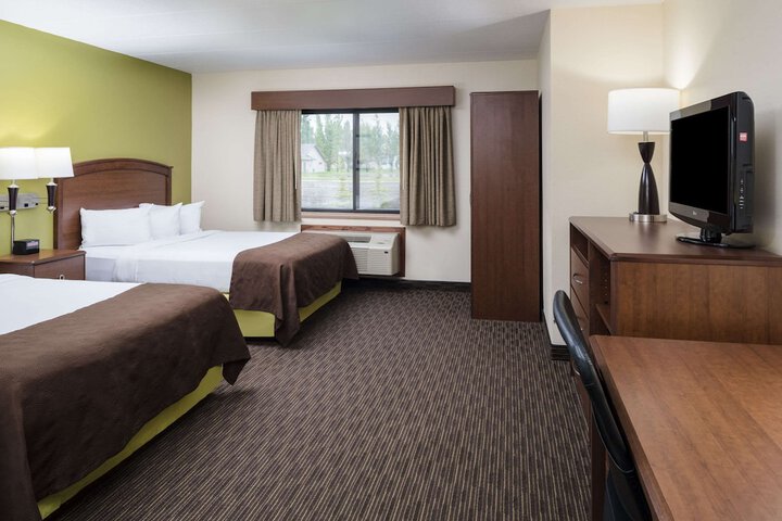 Room 10 of 15