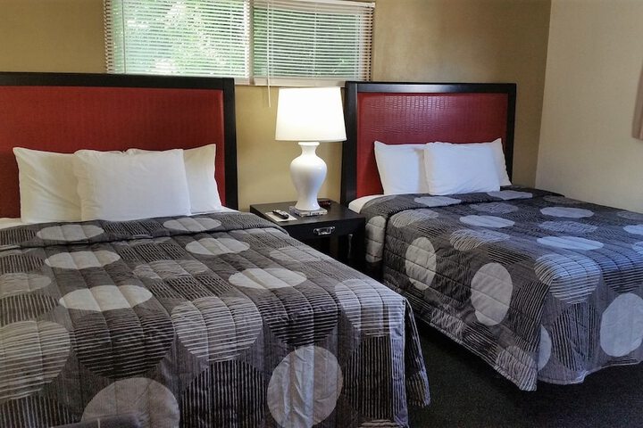 Room 14 of 24