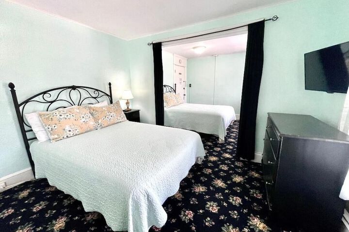 Room 15 of 27