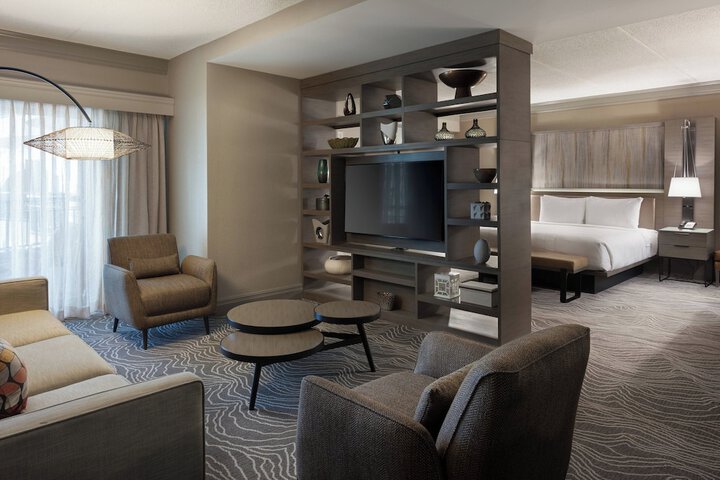 Marriott Savannah Riverfront