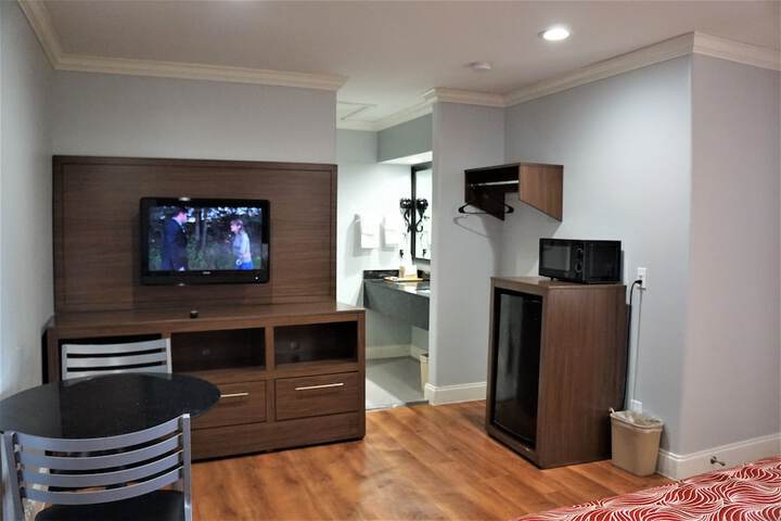 Room 30 of 40