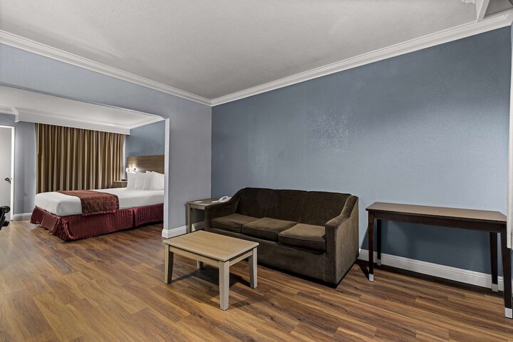 Best Western Moreno Hotel & Suites