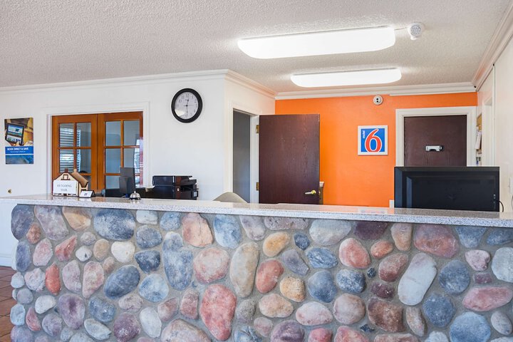 Hotel Interior 10 of 31