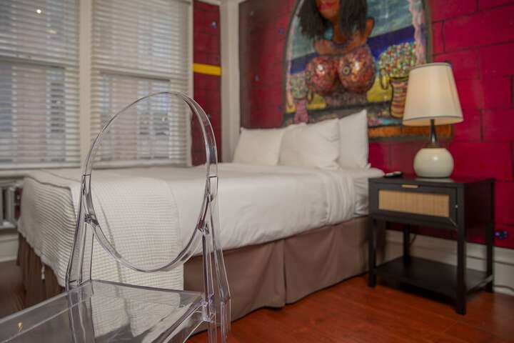 Room 19 of 89